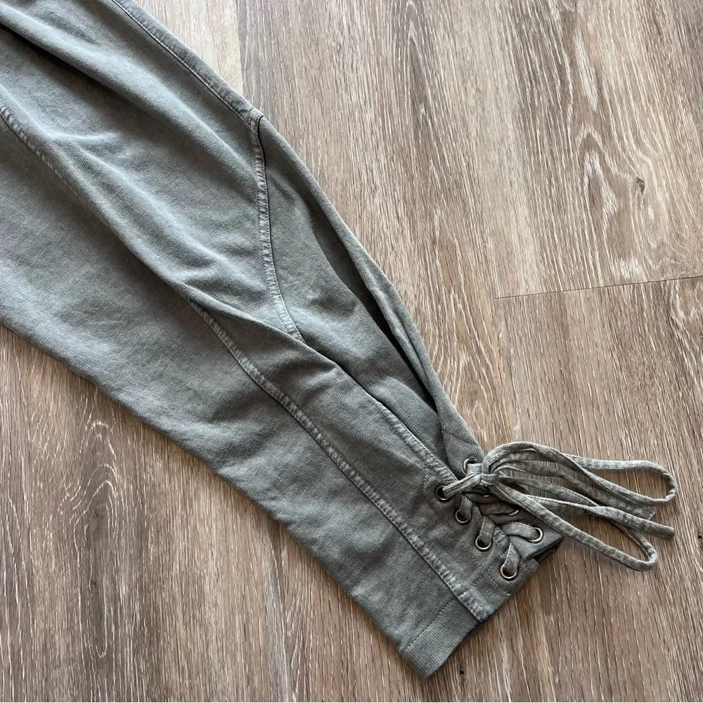 NWOT free people one Billie pants in gray women’s size‎ XS